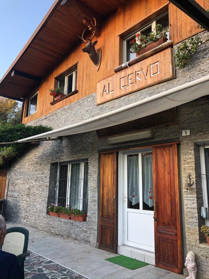 Al Cervo Tra I Laghi Acomodação com café da manhã Tavernerio Exterior foto